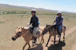 SC-154 スポット らくだで砂丘に行こう ゲル泊☆ ふたこぶラクダ＝ライディングと[テレルジ国立公園]または[大草原 乗馬ライディング] 6・8日間