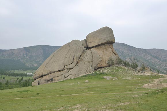 テレルジ国立公園のランドマーク亀岩